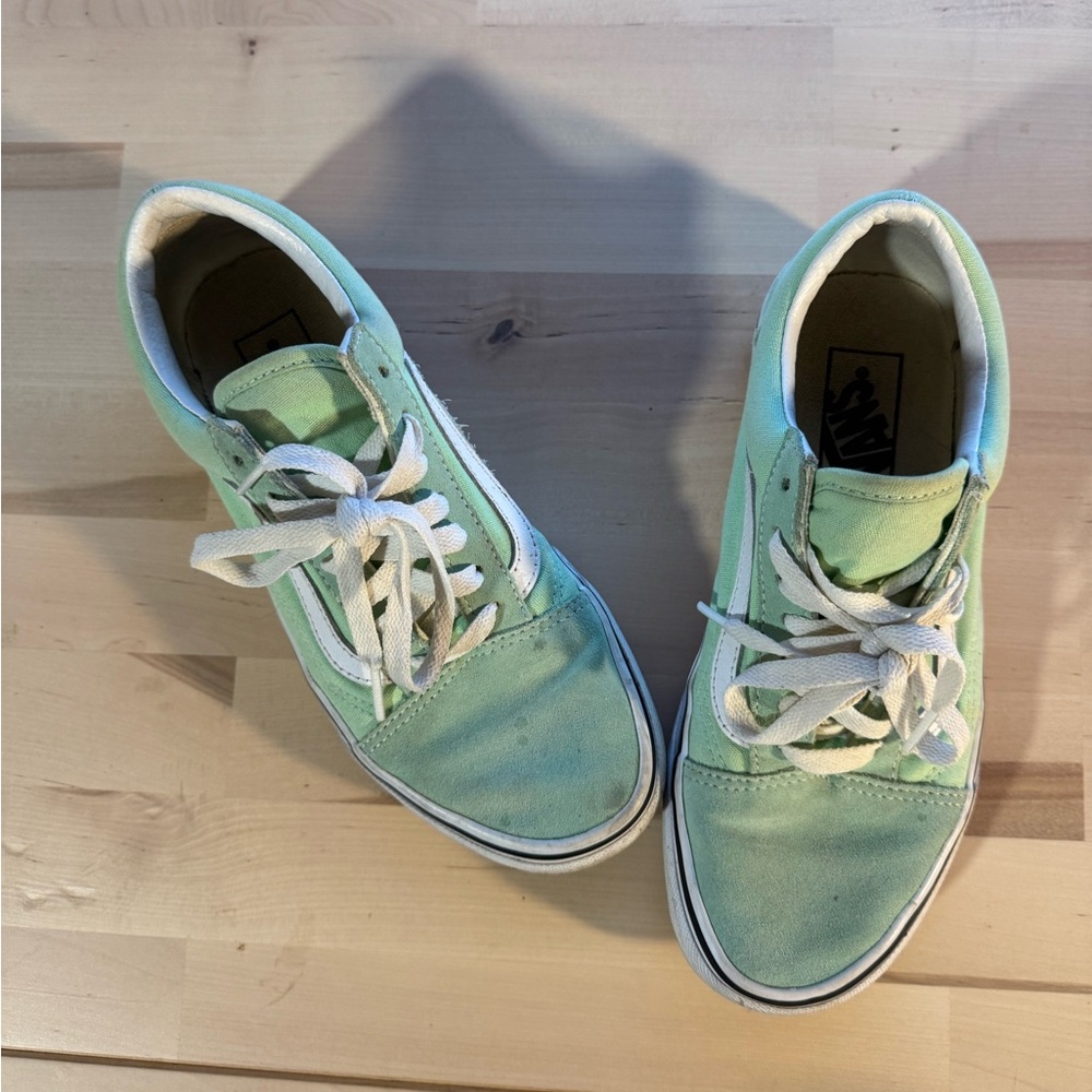 Mint Green and white Vans Women’s 7.5 Men’s 6 #skate #vans #spring